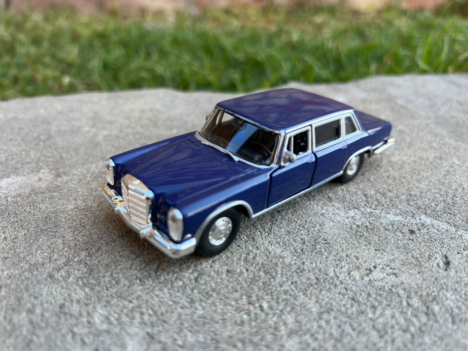 mercedes